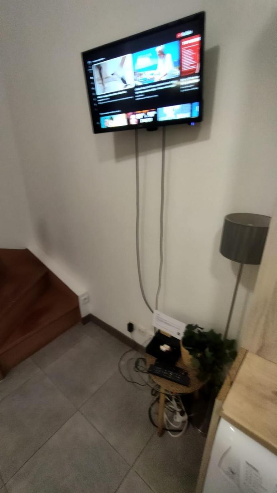Apartament Le Marais Charm -Bright Studio With Elevated Sleeping Quarters Paryż Zewnętrze zdjęcie